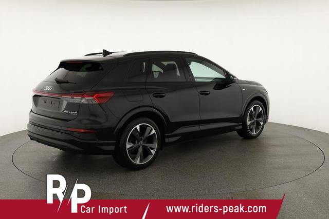 Audi Q4 e-tron 45 basis quattro S-LINE, Pano, AHK, 20-Zoll, Matrix, Optikpaket schwarz 