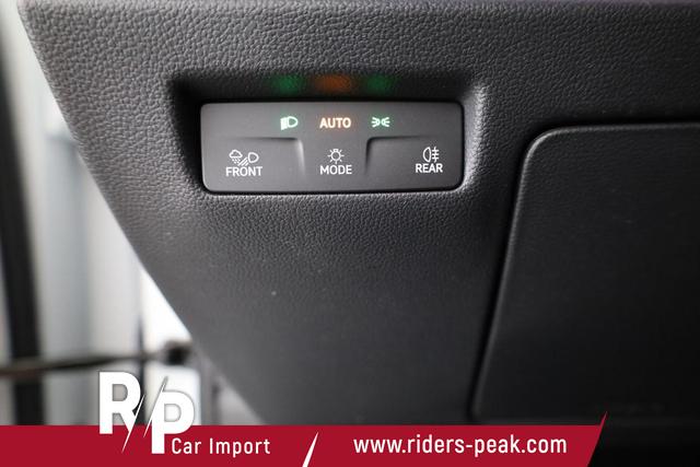 Volkswagen Passat Variant 1.5 TSI eHybrid 200 kW R-Line Black, Pano, AHK, AreaView, 19-Zoll 