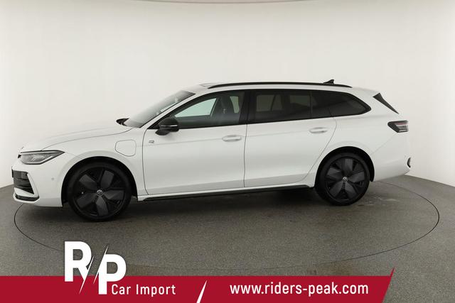 Volkswagen Passat Variant 1.5 TSI eHybrid 200 kW R-Line Black, Pano, AHK, AreaView, 19-Zoll 