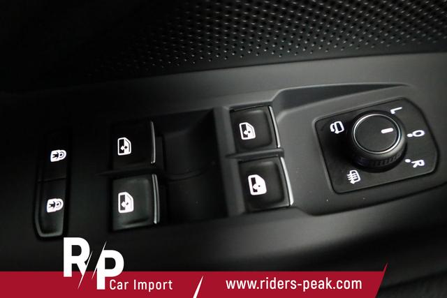 Volkswagen Passat Variant 1.5 TSI eHybrid 200 kW R-Line Black, Pano, AHK, AreaView, 19-Zoll 