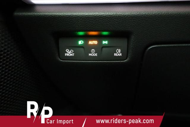 Volkswagen Passat Variant 1.5 TSI eHybrid 200 kW R-Line Black, Pano, AHK, AreaView, 19-Zoll 
