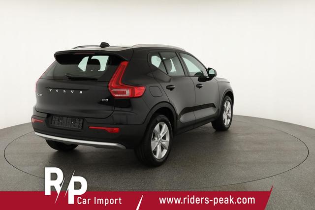 Volvo XC40 Core 2WD B3 Mild-Hybrid Core, AHK, Navi, LED, Winter, Kamera, el. Klappe 