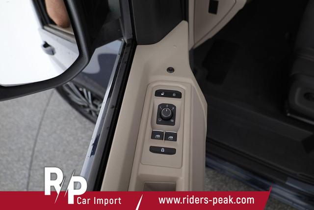 Volkswagen T7 Multivan Life lang TDI DSG Life, Teilleder, AHK, Navi, easyOpen, 7-Sitzer 