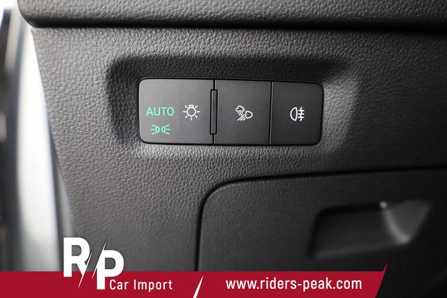 Skoda Octavia Combi 1.5 TSI mHEV 110 kW Selection DSG Selection, Matrix, Navi, Kamera, 18-Zoll, Teilleder 
