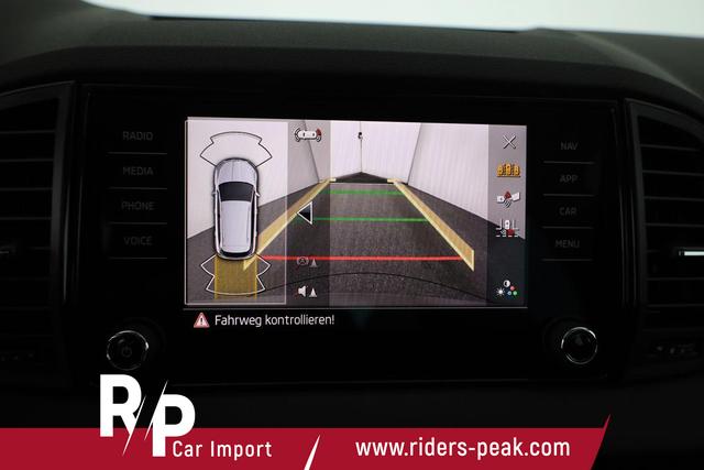 Skoda Karoq Selection 1.5 TSI Selection, AHK, el. Klappe, Kamera, Ladeboden, Winter 