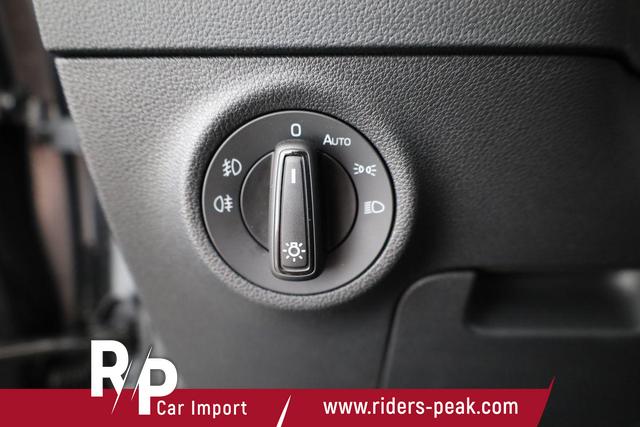 Skoda Karoq Selection 1.5 TSI Selection, AHK, el. Klappe, Kamera, Ladeboden, Winter 