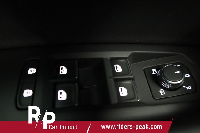 Volkswagen Touareg 3.0 TDI 210 kW 4Motion R-Line V6 Black, 22-Zoll, Dynaudio, HuD, Luft, Standheizung 