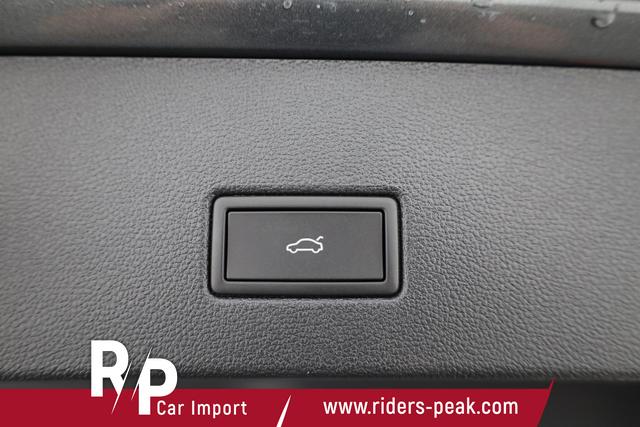 Volkswagen T-Roc Style 1.5 TSI DSG Black Style, AHK, IQ.Light, 19-Zoll, easyOpen, Navi 