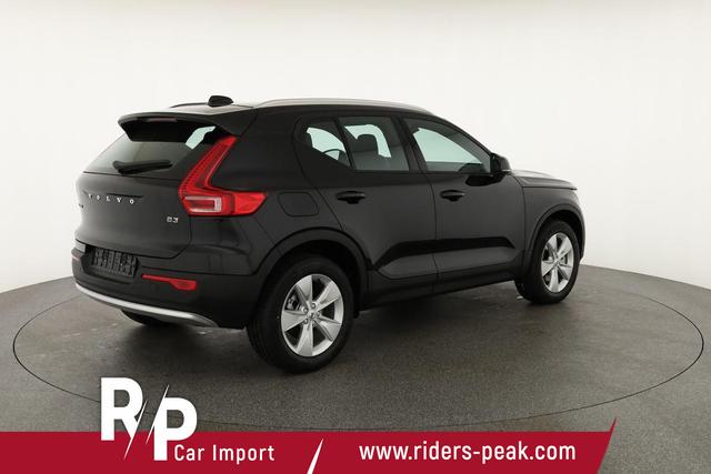 Volvo XC40 Core 2WD B3 Mild-Hybrid Core, Navi, LED, Winter, Kamera, el. Klappe 