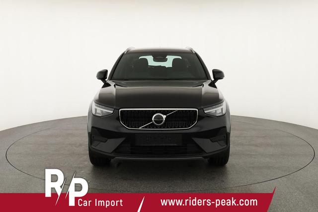 Volvo XC40 Core 2WD B3 Mild-Hybrid Core, Navi, LED, Winter, Kamera, el. Klappe 