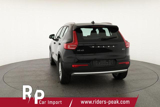 Volvo XC40 Core 2WD B3 Mild-Hybrid Core, Navi, LED, Winter, Kamera, el. Klappe 
