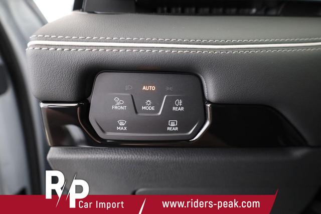 Volkswagen ID.7 Kombi Pro 210 kW Tourer Pro, HuD, IQ.Light, AreaView, easyOpen, NaviPro Max 