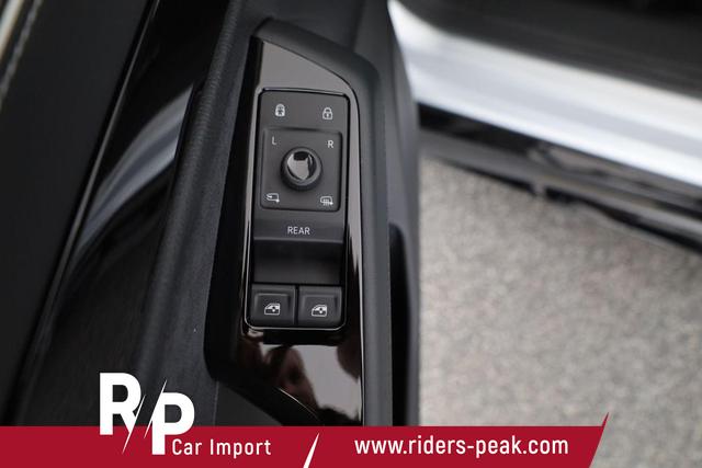 Volkswagen ID.7 Kombi Pro 210 kW Tourer Pro, HuD, IQ.Light, AreaView, easyOpen, NaviPro Max 