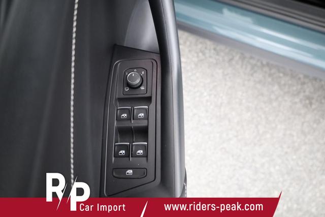 Volkswagen T-Roc Style 1.5 TSI DSG, IQ.Light, Navi, Pano, Kamera, Parklenk, Winter 