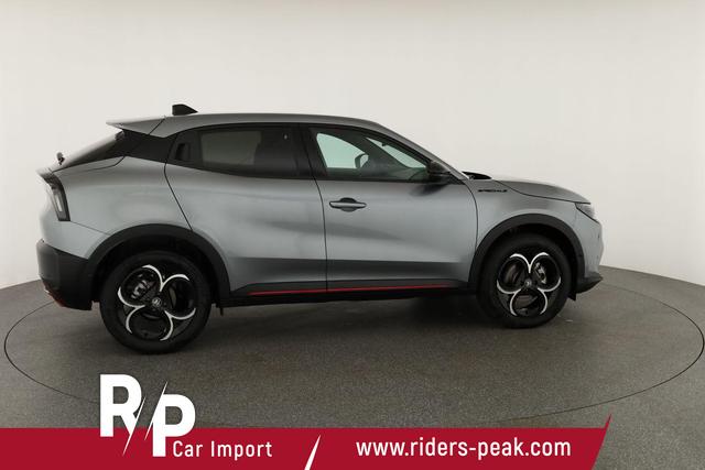 Alfa Romeo Junior Ibrida 1.2 VGT 48V-Hybrid (100kW) Speciale Speciale, 18-Zoll, Kamera, el. Klappe, Sitzheizung 