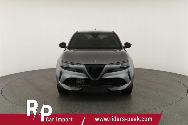 Alfa Romeo Junior Ibrida 1.2 VGT 48V-Hybrid (100kW) Speciale Speciale, 18-Zoll, Kamera, el. Klappe, Sitzheizung 