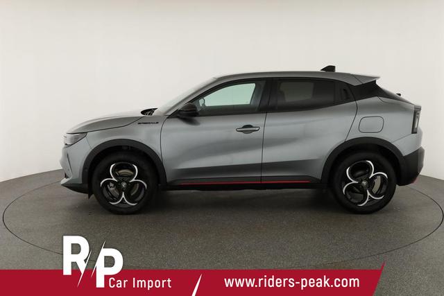 Alfa Romeo Junior Ibrida 1.2 VGT 48V-Hybrid (100kW) Speciale Speciale, 18-Zoll, Kamera, el. Klappe, Sitzheizung 