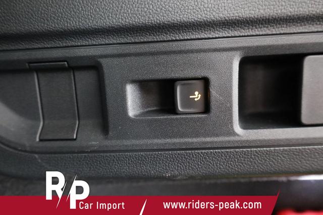 Volkswagen Passat Variant 1.5 eTSI 110 kW Business DSG Business, AHK, Navi, Side, Kamera 