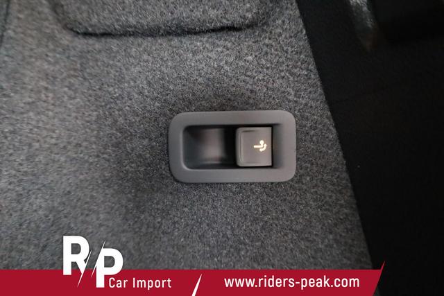 Skoda Karoq Selection 1.5 TSI DSG Selection, AHK, Kamera, Winter, 5-J Garantie 