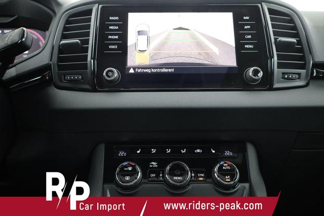 Skoda Karoq Sportline 4x4 2.0 TDI DSG Sportline, Pano, AHK, Matrix, Navi, 5-J. Garantie 