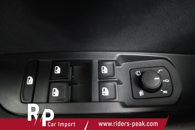 Skoda Karoq Sportline 4x4 2.0 TDI DSG Sportline, Pano, AHK, Matrix, Navi, 5-J. Garantie 