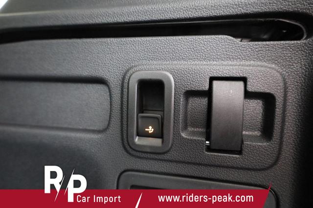 Volkswagen Touran Comfortline BMT/Start-Stopp 1.5 TSI DSG Comfortline, AHK, Navi, Side, Parklenk, Kamera, Winterpaket 