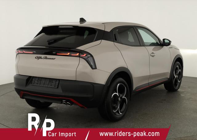 Alfa Romeo Junior - Ibrida 1.2 VGT 48V-Hybrid (100kW) Speciale Speciale, 18-Zoll, Kamera, el. Klappe, Sitzheizung