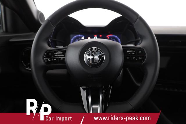 Alfa Romeo Junior Ibrida 1.2 VGT 48V-Hybrid (100kW) Speciale Speciale, 18-Zoll, Kamera, el. Klappe, Sitzheizung 