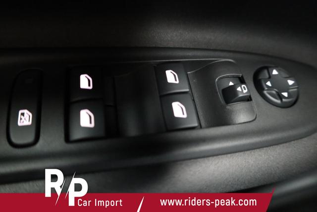 Alfa Romeo Junior Ibrida 1.2 VGT 48V-Hybrid (100kW) Speciale Speciale, 18-Zoll, Kamera, el. Klappe, Sitzheizung 