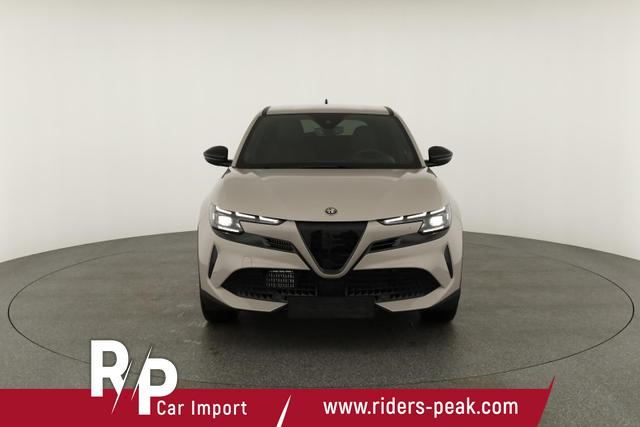 Alfa Romeo Junior Ibrida 1.2 VGT 48V-Hybrid (100kW) Speciale Speciale, 18-Zoll, Kamera, el. Klappe, Sitzheizung 