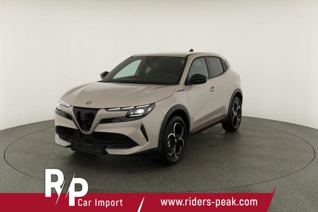 Alfa Romeo Junior Ibrida 1.2 VGT 48V-Hybrid (100kW) Speciale Speciale, 18-Zoll, Kamera, el. Klappe, Sitzheizung 