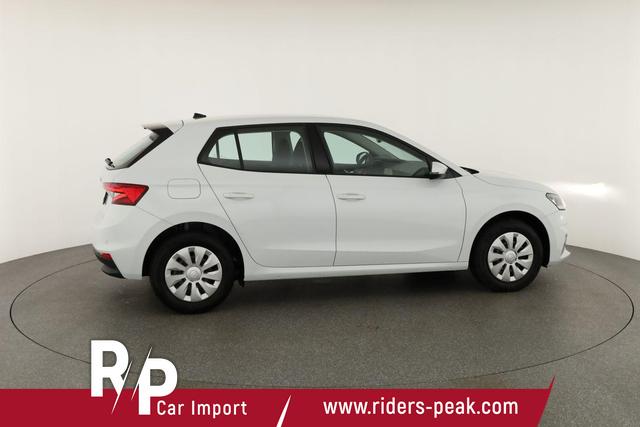 Skoda Fabia Selection 1.0 TSI Selection, AHK, Tempomat, Ladeboden, Park, Winterpaket, SmartLink, 4-J Garantie 