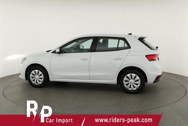 Skoda Fabia Selection 1.0 TSI Selection, AHK, Tempomat, Ladeboden, Park, Winterpaket, SmartLink, 4-J Garantie 