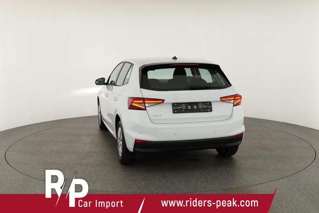 Skoda Fabia Selection 1.0 TSI Selection, AHK, Tempomat, Ladeboden, Park, Winterpaket, SmartLink, 4-J Garantie 
