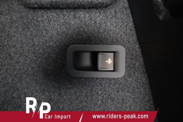 Skoda Karoq Sportline 4x4 2.0 TDI DSG Sportline, Pano, AHK, Matrix, Navi, 5-J. Garantie 