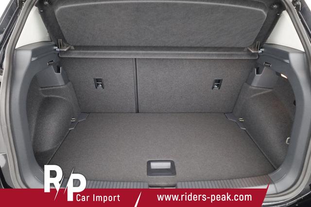 Volkswagen T-Cross 1.0 TSI 85 kW Life Life, AHK, Side, Kamera, 17-Zoll, Winterpaket, Climatronic 