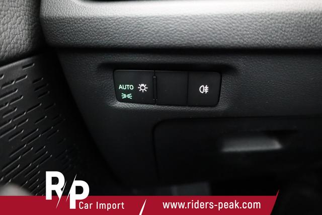 Skoda Octavia Combi 1.5 TSI mHEV 110 kW Selection DSG Selection, Side, el. Klappe, Kamera, Winter 