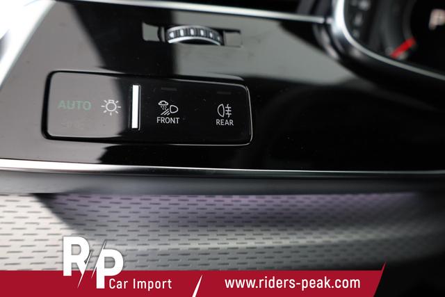 Audi Q8 50 TDI quattro qu S-LINE, Standheizung, HuD, Luft, Pano, B&O, 23-Zoll, AHK, Leder, AreaView, Optik schwarz 