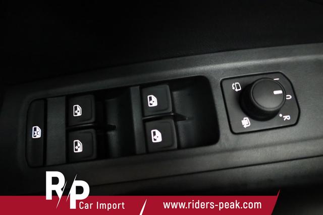 Skoda Fabia Selection 1.0 TSI DSG 130 Jahre, LED, Kamera, ACC, Side, Ladeboden, Winter 