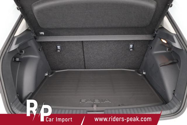 Skoda Fabia Selection 1.0 TSI DSG 130 Jahre, LED, Kamera, ACC, Side, Ladeboden, Winter 