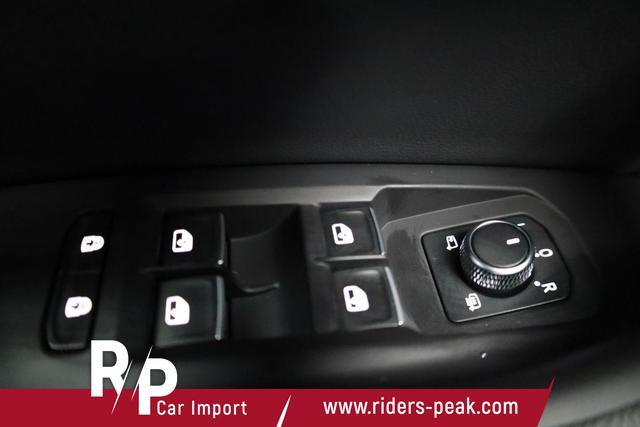 Volkswagen Touareg 3.0 TDI 210 kW 4Motion R-Line V6 Black, AHK, HuD, Luft, Standheizung 