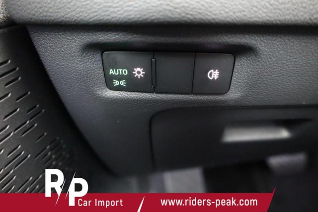 Skoda Octavia Combi 2.0 TDI 110 kW Selection DSG Selection, Navi, Pano, AHK, Teilleder, 5-J Garantie 