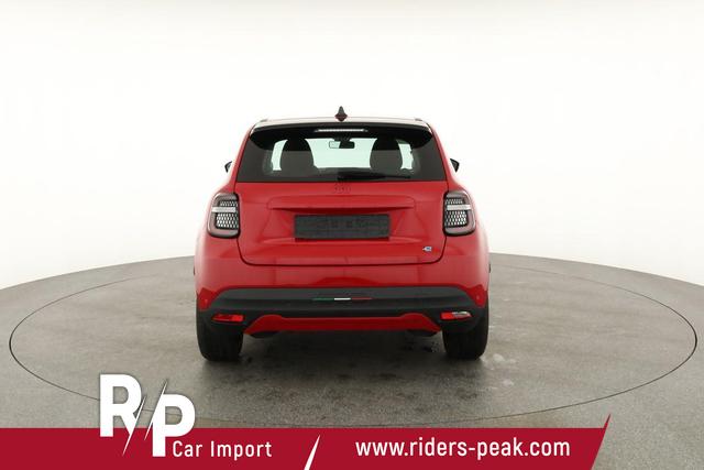 Fiat 600e 115 kW Red 115kWh, LED, APP-Connenct, 1-Hand 