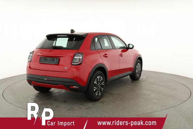 Fiat 600e 115 kW Red 115kWh, LED, APP-Connenct, 1-Hand 