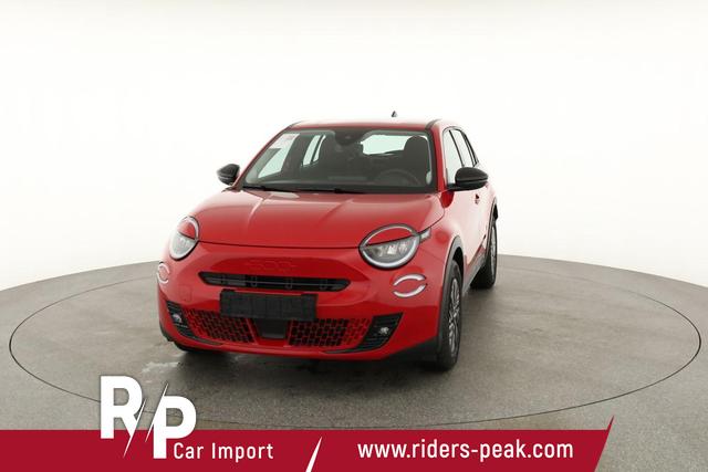 Fiat 600e 115 kW Red 115kWh, LED, APP-Connenct, 1-Hand 