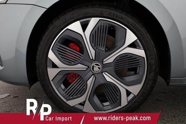 Skoda Octavia Combi RS 2.0 TSI DSG, Sonderlackierung, AHK, 19 Zoll, Canton, el. Klappe, Navi, Matrix, sofort 