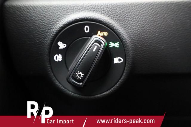 Volkswagen T-Roc Style 1.5 TSI DSG Black Style, AHK, IQ.Light, 19-Zoll, easyOpen, Navi 