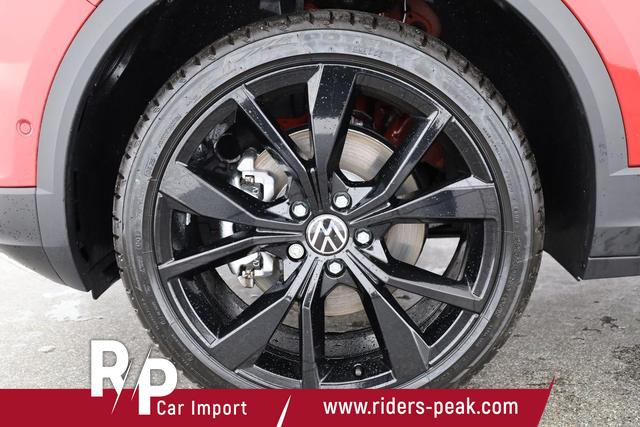 Volkswagen T-Roc Style 1.5 TSI DSG Black Style, AHK, IQ.Light, 19-Zoll, easyOpen, Navi 