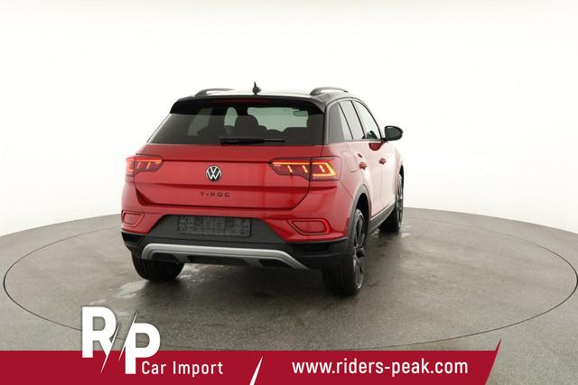 Volkswagen T-Roc Style 1.5 TSI DSG Black Style, AHK, IQ.Light, 19-Zoll, easyOpen, Navi 