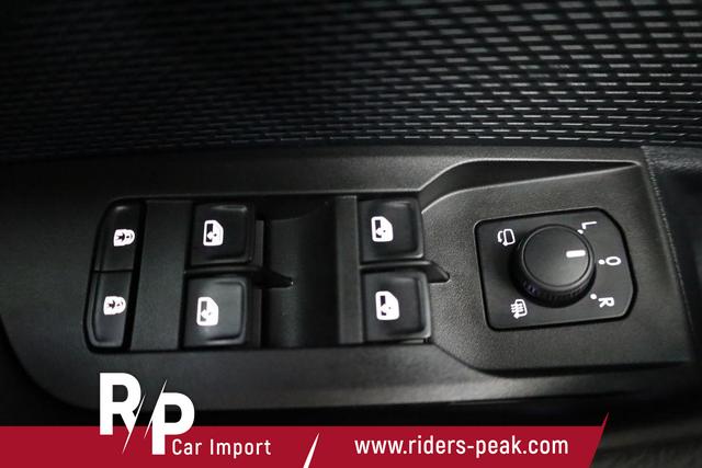 Skoda Octavia Combi 2.0 TDI 110 kW Selection DSG Selection, Navi, Pano, AHK, Teilleder, 5-J Garantie 